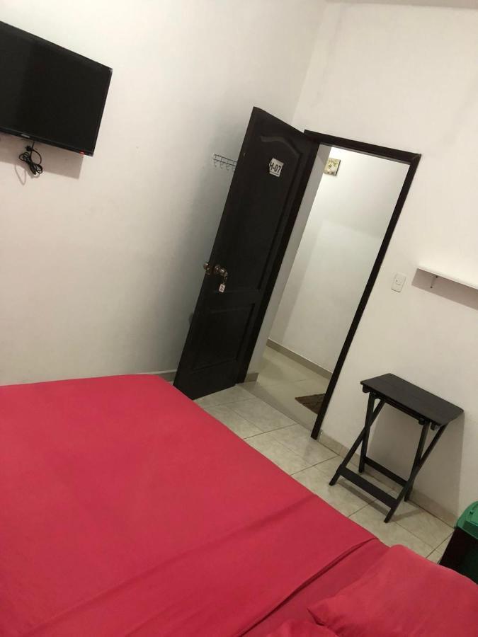 Hostal Playa Imperial 曼塔 外观 照片